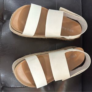 White platform sandals by Dirty Laundry